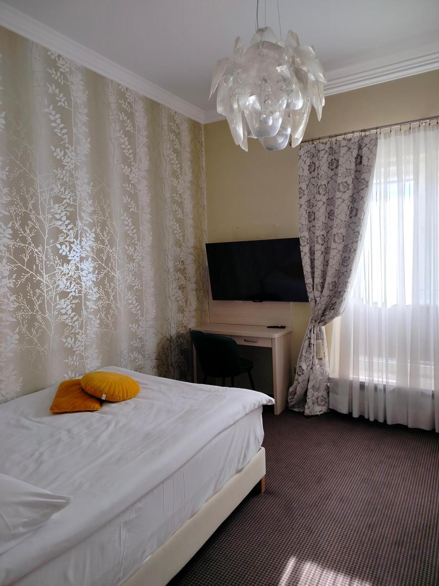 Hotel Sokolowska Airport Modlin Nowy Dwor Mazowiecki Phòng bức ảnh