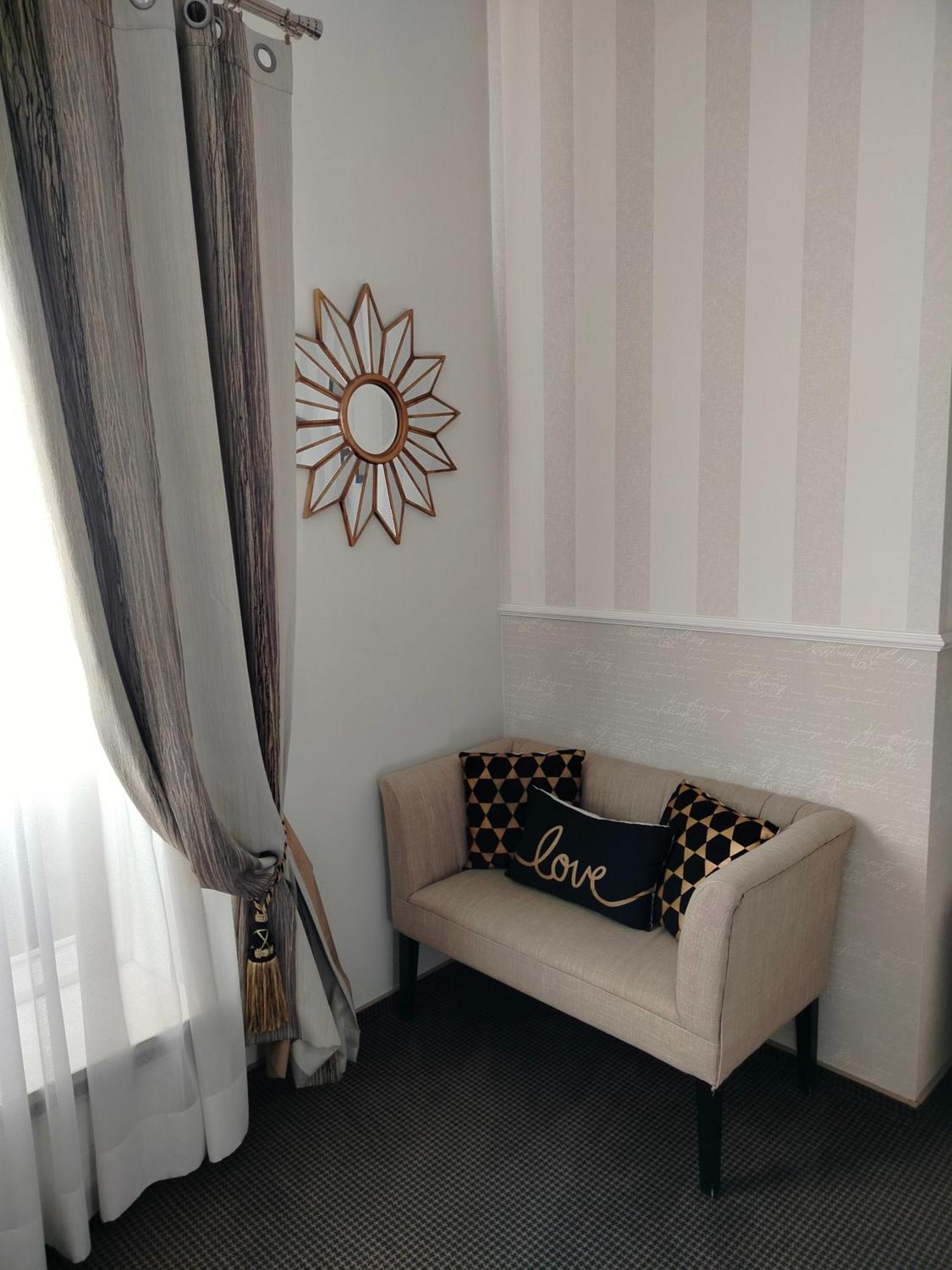 Hotel Sokolowska Airport Modlin Nowy Dwor Mazowiecki Phòng bức ảnh